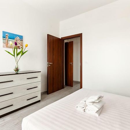 Renewed Balcony Flat With Green Garden Milano Exteriör bild