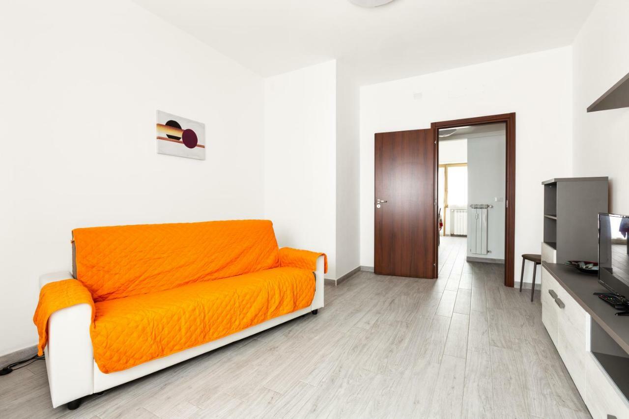 Renewed Balcony Flat With Green Garden Milano Exteriör bild